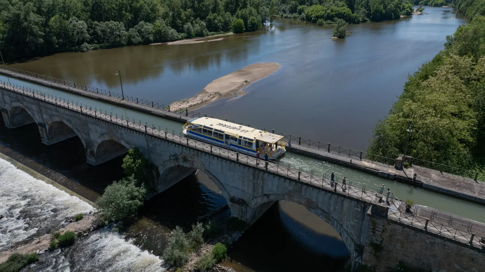 Pont-canal du Guétin vue drone – Patrimoine Nièvre